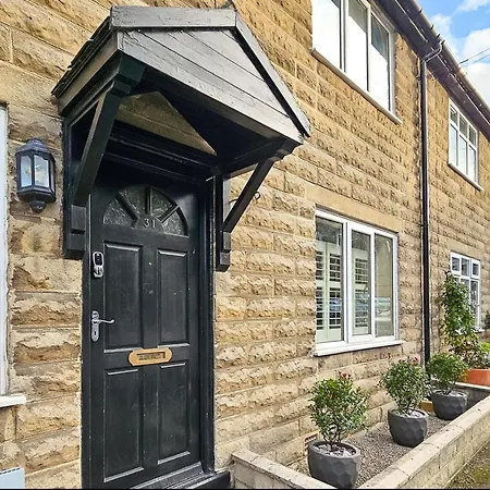 Valley Mount House & * Harrogate